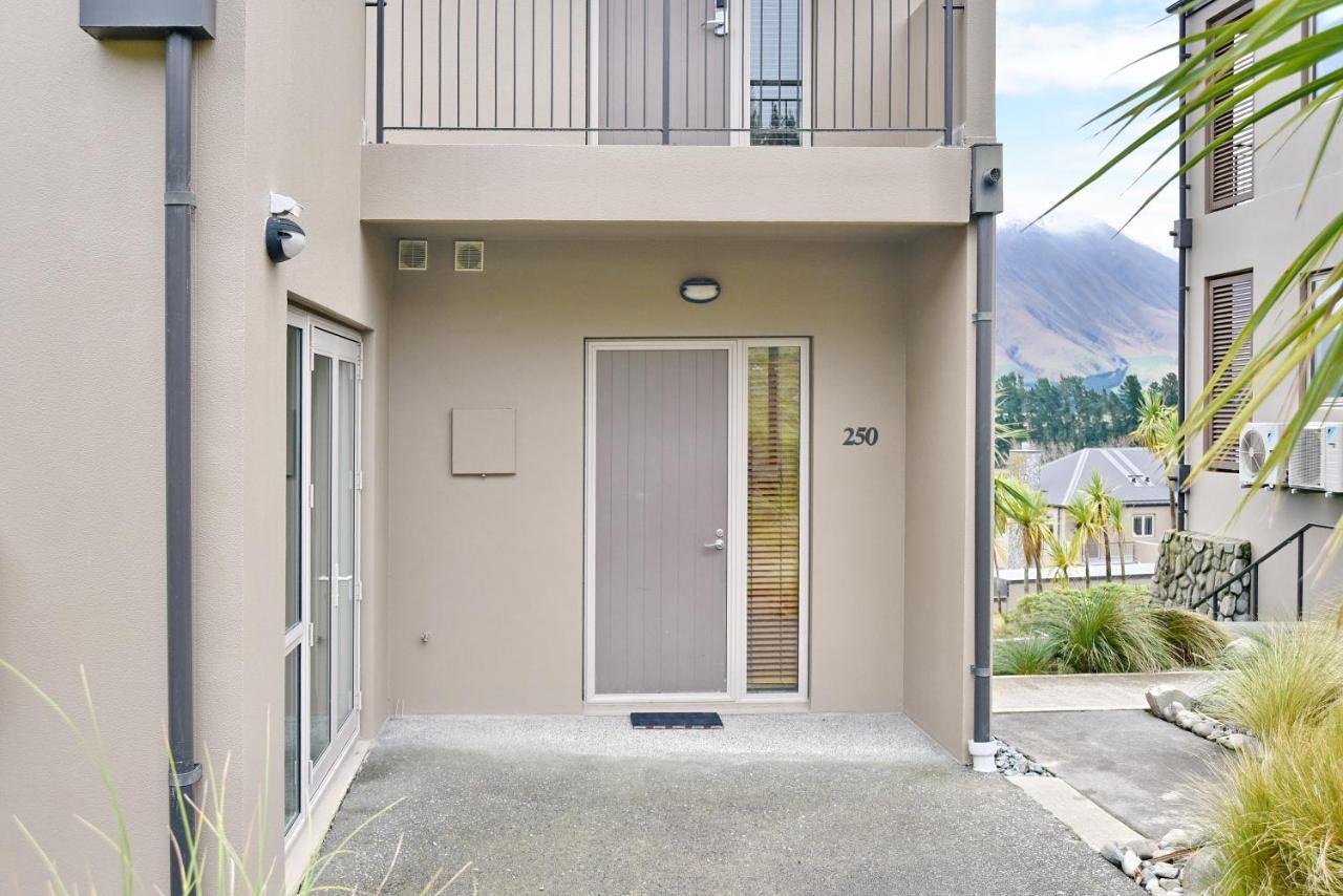 High Country Villa 250 - Terrace Downs Windwhistle Exterior photo